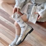 Women's Bowknot Mid-calf Length Loose Socks - Image 5