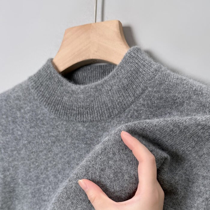 O1CN01tuAqpq1YN7OjprgDD_2459923046-0-cib.jpg Casual Fashion Bottoming Shirt Young And Middle-aged Simple Half Turtleneck Solid Color Sweater For Men - Image 1