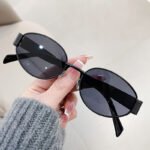 New Retro Oval Frame Glasses - Image 8