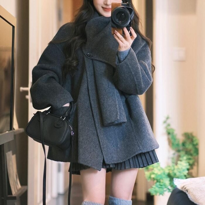 O1CN0105YDCH1qoI1UwehOF_2219012595542-0-cib.jpg High-grade Scarf Double-faced Woolen Goods Short Coat - Image 1
