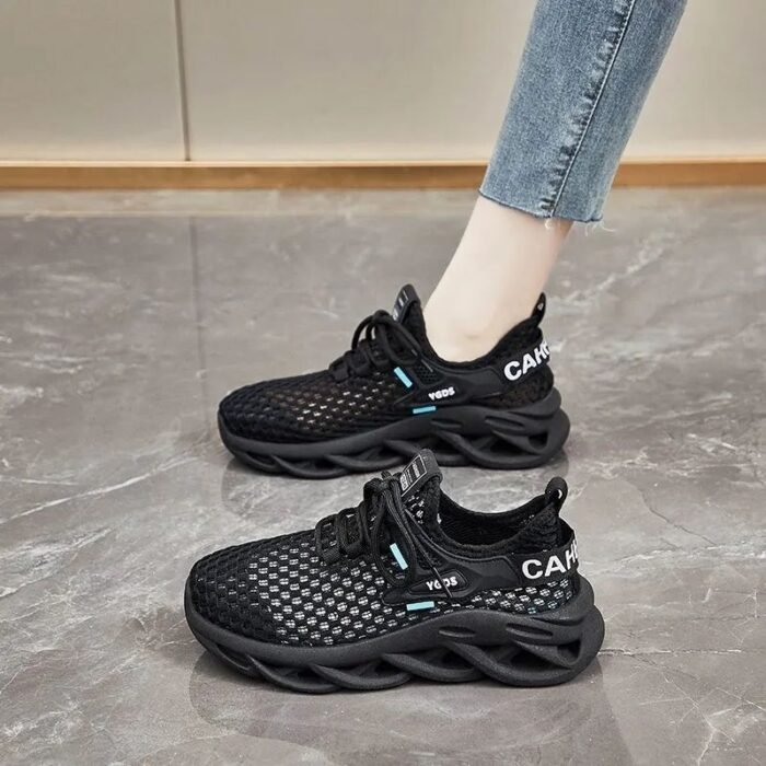 O1CN01Gt2rzQ1WPI1xbHEoz_2216340702780-0-cib.jpg Summer Fly-knit Sneakers Versatile Mesh Breathable - Image 4