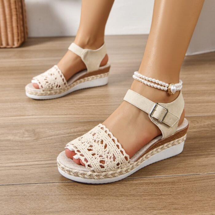 O1CN01KYYW3B1VtENvMkgEO_2215938862710-0-cib.jpg New European And American Peep Toe Fashion Comfortable Wedge Platform Buckle Strap Plus Size Sandals - Image 6