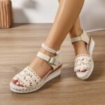 New European And American Peep Toe Fashion Comfortable Wedge Platform Buckle Strap Plus Size Sandals - Image 5