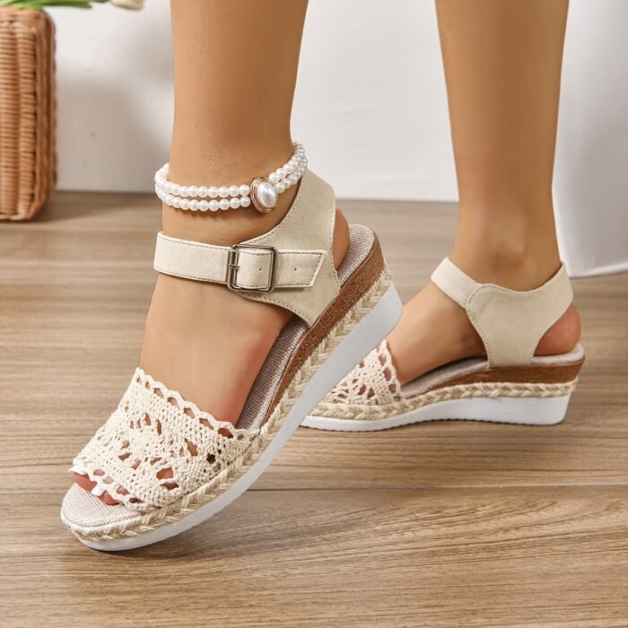 O1CN01YRHEPr1VtENxB3DVL_2215938862710-0-cib.jpg New European And American Peep Toe Fashion Comfortable Wedge Platform Buckle Strap Plus Size Sandals - Image 1