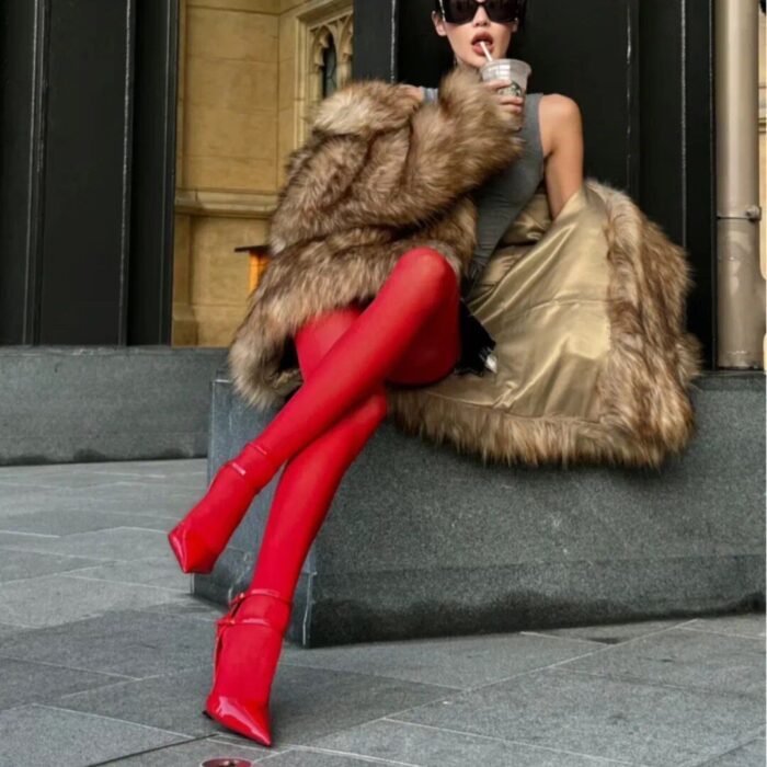 O1CN01n6fjLh1ey71yPlyWv_934173939-0-cib.jpg Women's Simple Solid Color Essence Red Silk Stockings - Image 1